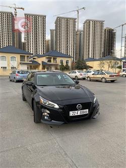 نيسان ألتيما